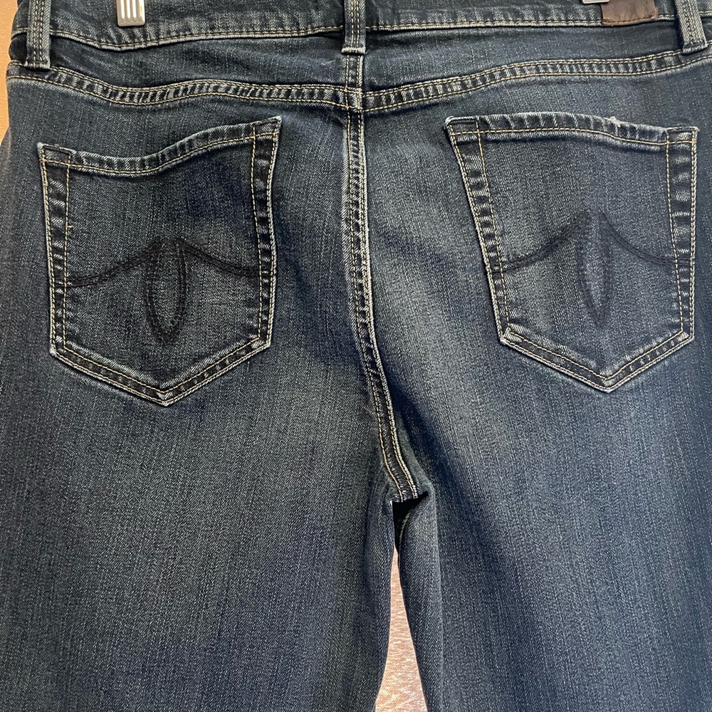 Women's Blue Jeans Level 99 Size 31 (12)